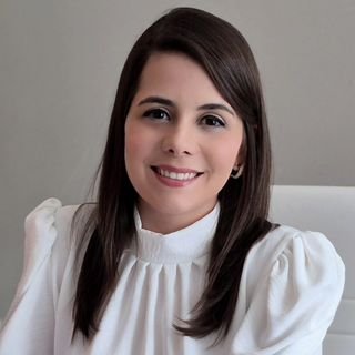 Dra. Cynthia Cristina Rodrigues Nemésio
