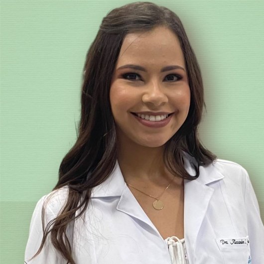 Dra. Alessandra Cunha Francisco