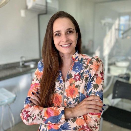 Dra. Laís Silveira