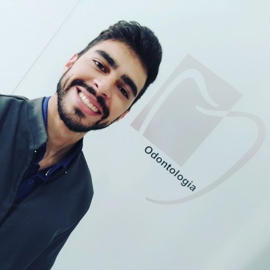 Dr. Bruno Gonçalves