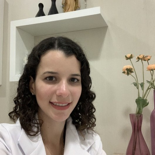 Dra. Karine Paschoal Botelho