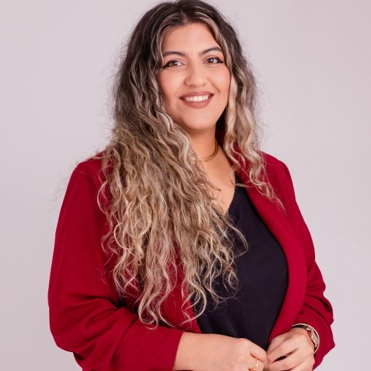 Dra. Vitoria Demarque Medeiros