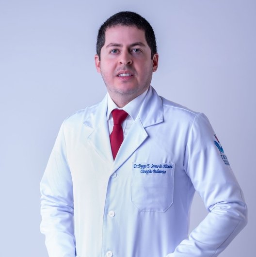 Dr. Dyego Espirito Santo de Oliveira