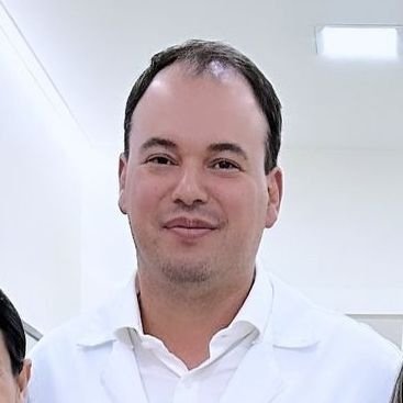 Dr. Thiago Augusto Cadorin de Castro