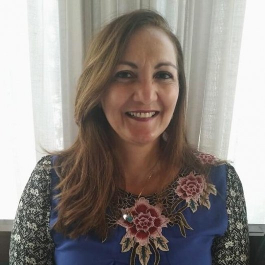 Dra. Luiza Virginia Maciel Pires