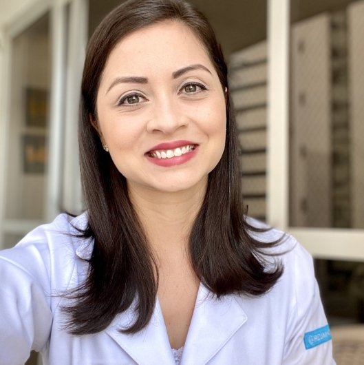 Dra. Laíssa Martins Guimarães