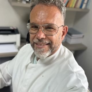 Dr. Marcelo Maravieski