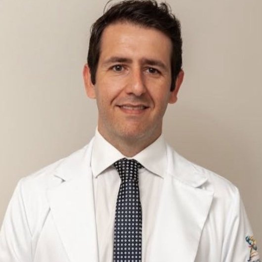 Dr. Felipe Ayusso Correa Sossa