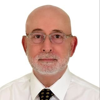 Dr. Ricardo Dunker