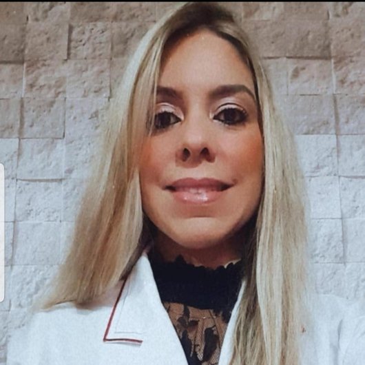 Dra. Cinara Costa de Gusmão
