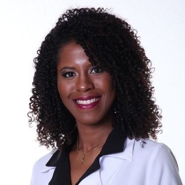 Dra. Elsje Caldeira