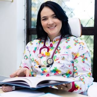 Dra. Georgiane Guimarães