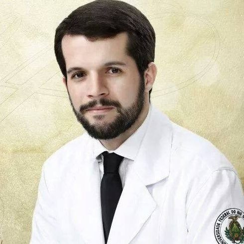 Dr. Hugo Aguiar
