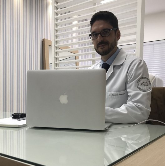 Dr. Daniel Fernandes
