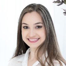 Dra. Vivian Zara