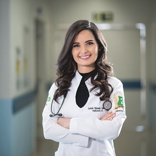 Dra. Isabela Miranda Queiroz