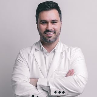 Dr. Gustavo Postal