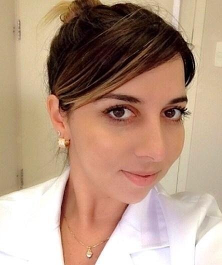 Dra. Camila Saia Tápias