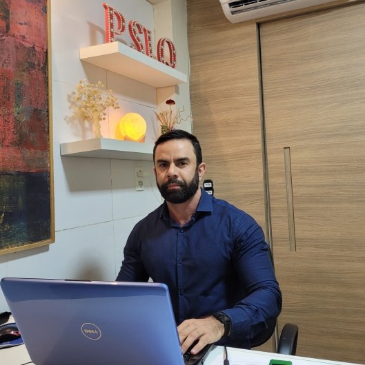 Dr. Phillipe Paulo Araújo Mansur Gomes