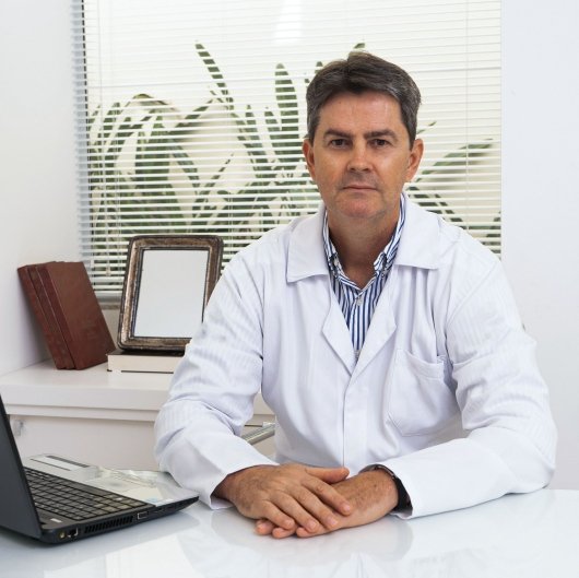 Dr. Denis Moulin dos Reis Bayerl