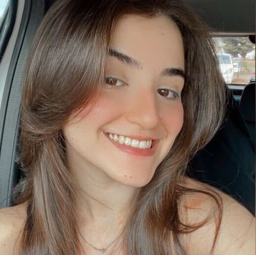 Isabelle Moreira de Mello