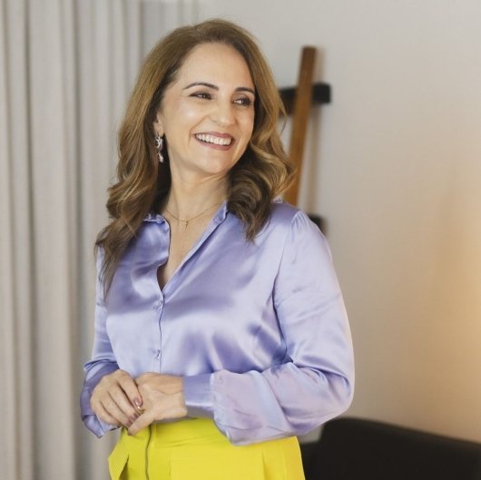 Dra. Viviane Chaves