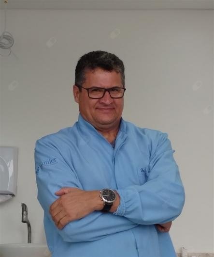 Dr. Evan Novais Oliveira