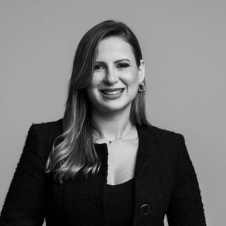 Dra. Maíra Melo