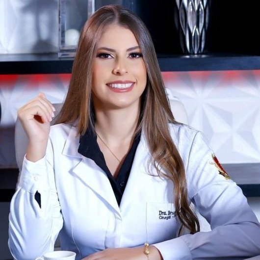Dra. Bruna Gama Rios