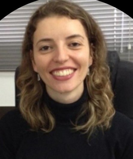 Dra. Mariana Fávaro