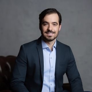 Dr. Vinícius Dantas