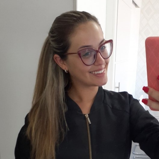 Dra. Nathalia Mocellin