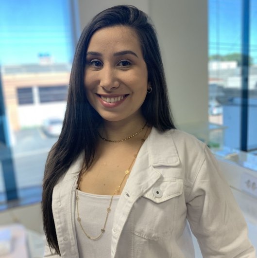 Dra. Bruna Padovezi de Souza