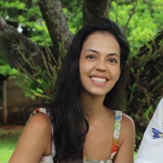 Dra. Carolina Siqueira