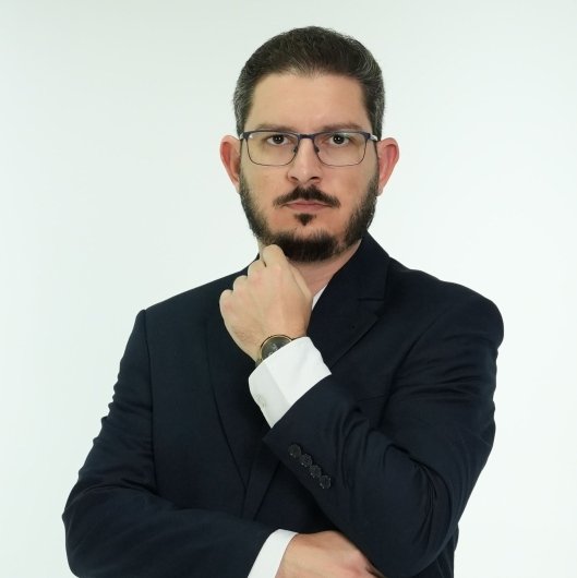 Dr. Renan Borges