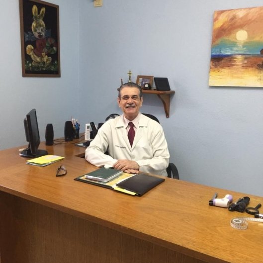 Dr. Ivan Tadeu Rezende