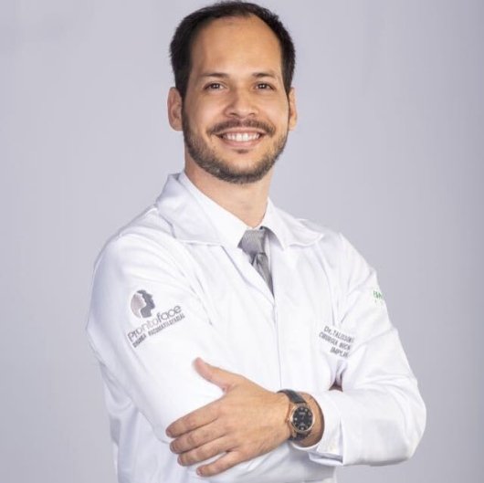 Dr. Talisson Kaíque de Sá