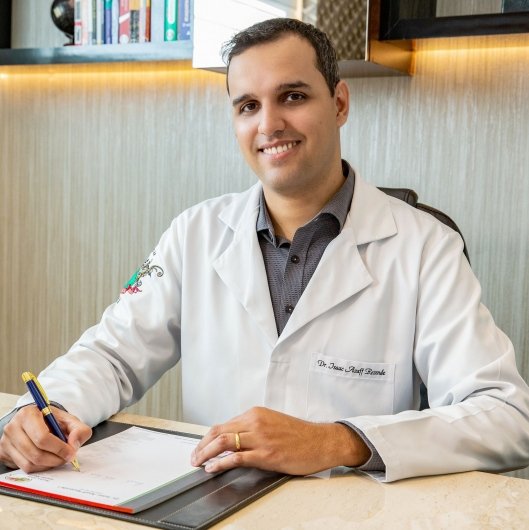 Dr. Isaac Azaff Rezende I