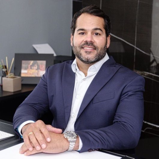 Dr. Rodrigo Carvalho