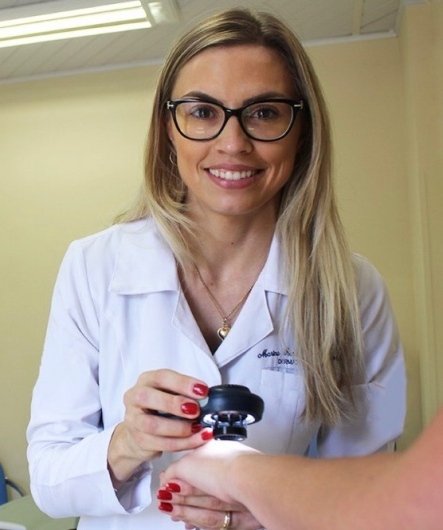 Dra. Marina R de Morais