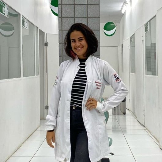 Dra. Monalisa Suellen