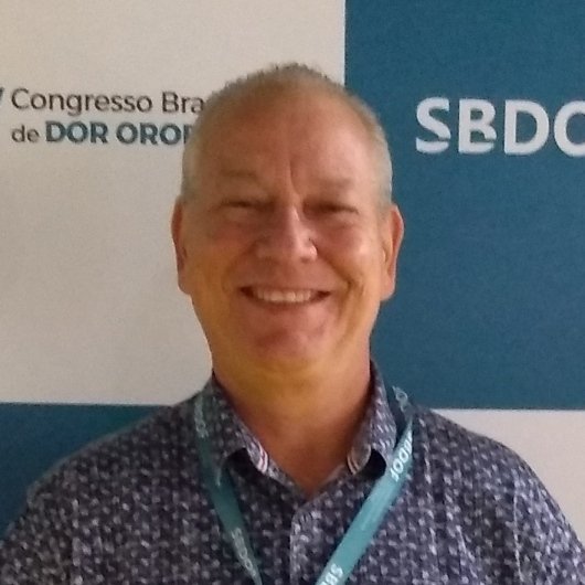 Dr. Ricardo Pinto de Céspedes