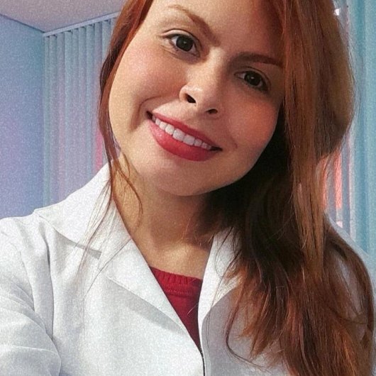 Dra. Izia Juliana Mendes