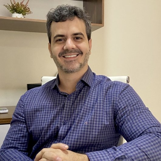 Dr. Daniel Botelho Valentim