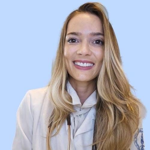 Dra. Camila Magalhães Nóbrega