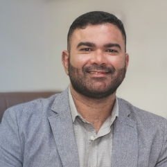 Dr. Rodrigo Vasconcelos Dias