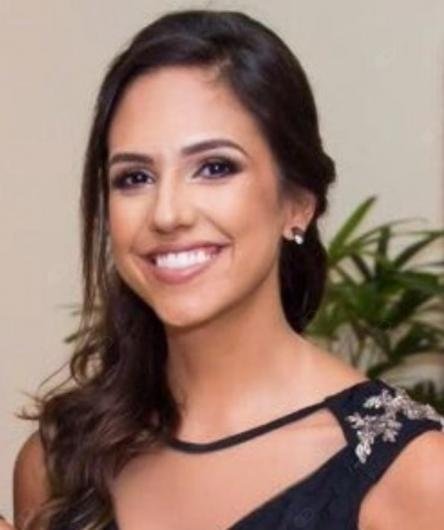 Dra. Paula De Oliveira Oppermann