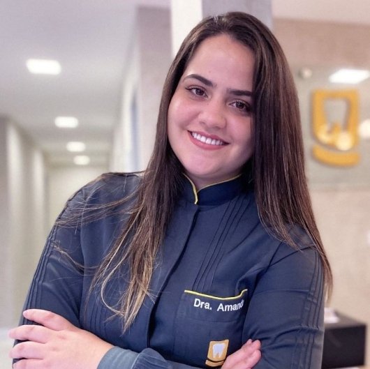 Dra. Amanda Helena Rabêlo