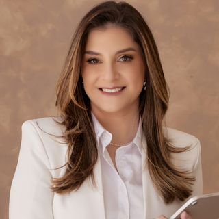 Dra. Vívian Cleto