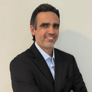 Dr. Theago Medeiros Freitas